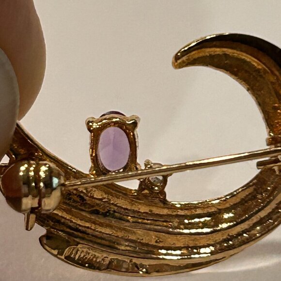 Purple Amethyst Diamond Swirl Brooch Gold Tone Vintage Signed Korea Mid Century - Picture 6 of 8